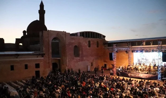 İshak Paşa Sarayı’nda "Senforock" konseri