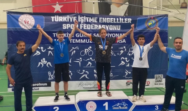 İşitme engelliler'den güreşte 2 madalya