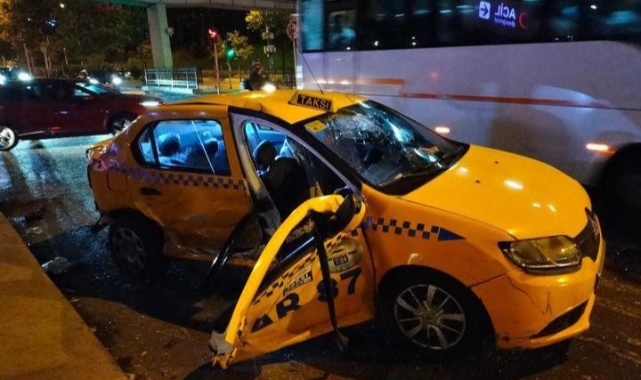 İstanbul'da feci kaza: 1’i ağır 5 yaralı