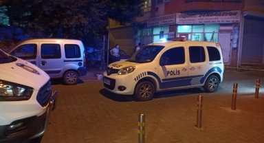 İstanbul'da silahlı çatışma! Mermiler evlere isabet etti
