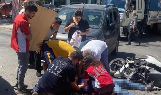 İzmir'de feci kaza! Motosikletli kurye hayatını kaybetti