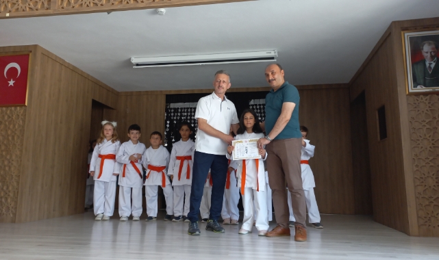 Karatede geleceğin şampiyonları yetişiyor