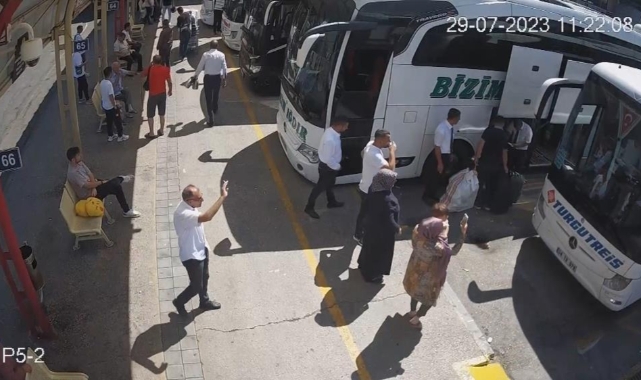 Kars'ta devrilen otobüsün Bursa terminalinden çıkış görüntüleri!