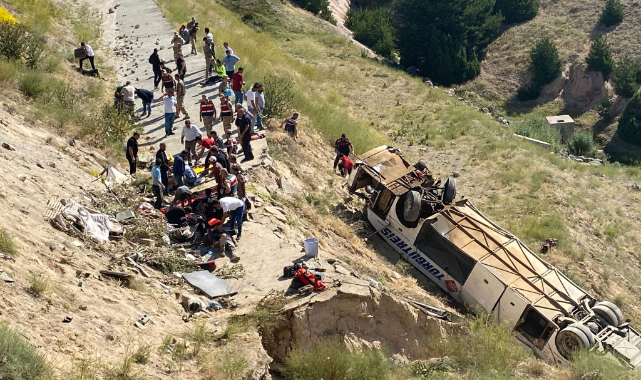 Kars'ta feci kaza! Çok sayıda ölü ve yaralı var
