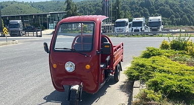 Kavşakta iki motor çarpıştı: 1 yaralı