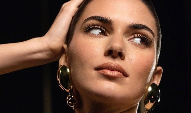 Kendall Jenner Fransız güzellik markasının global marka elçisi