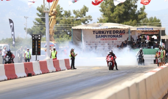 Kepez'de Drag Şampiyonasına start verildi