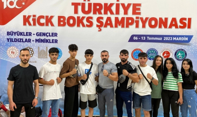 Kick Boks’ta Elazığ rüzgarı