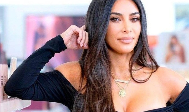 Kim Kardashian plajda
