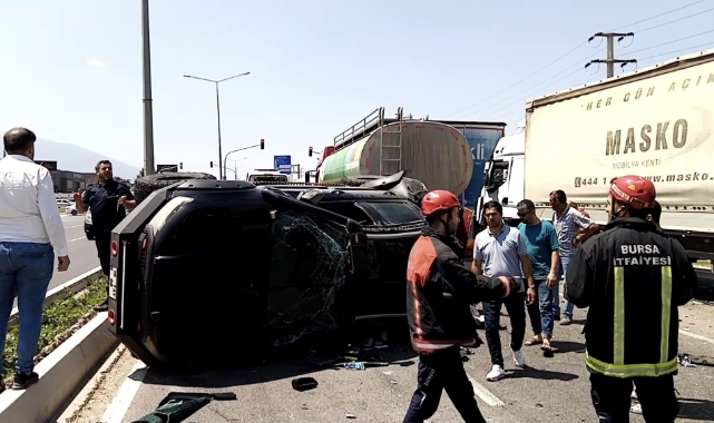 Kırmızı ışıkta TIR kazası