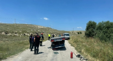 Kontrolden çıkan otomobil takla attı
