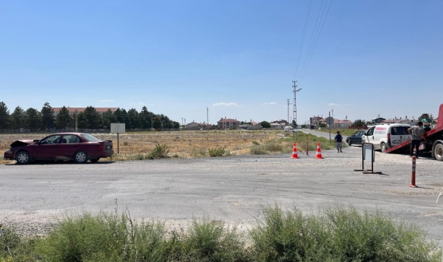 Konya'da 2 otomobil çarpıştı: 3 yaralı