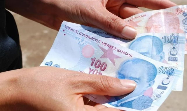 Kredi kartı ve ticari kredi faizlerinde artış!