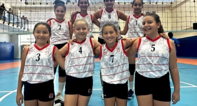 Küçük akreplerin ilk maç heyecanı