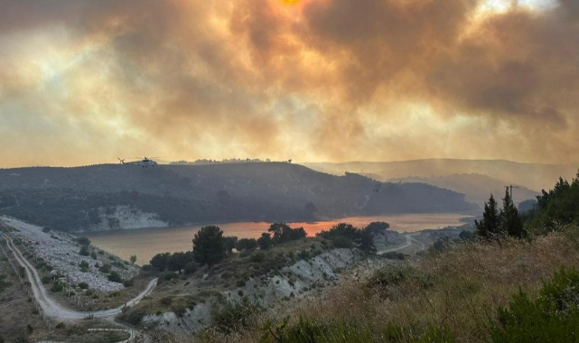 Manisa'daki yangına müdahale devam ediyor