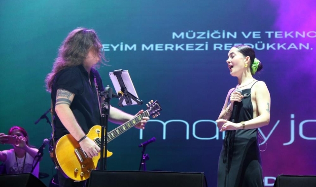 Mary Jane, Kdz. Ereğli'yi coşturdu