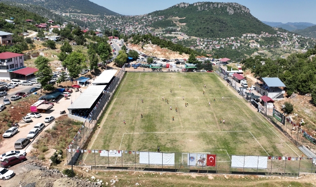 Mersin'de Geleneksek Fındıkpınarı Futbol Turnuvası başladı