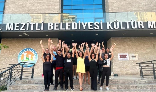 Mezitli’de Yetişkin Tiyatro Kursları başladı