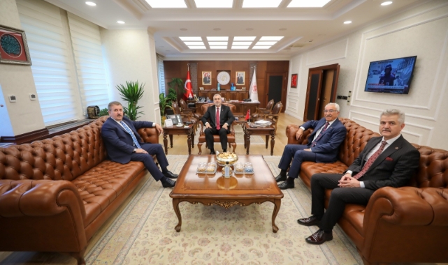 Mustafa Destici’den Bakan Işıkhan’a ziyaret