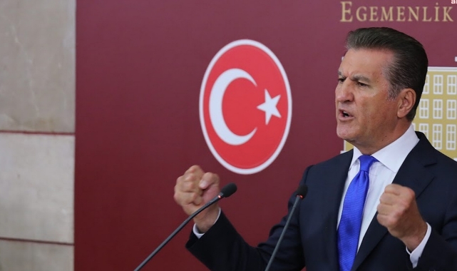 Mustafa Sarıgül'e Meclis'te yumruklu saldırı!