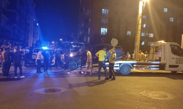 Namaz kılmaya giden adama otomobil çarptı