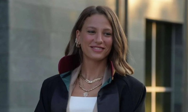 Netflix'in Serenay Sarıkaya'lı yeni dizisi