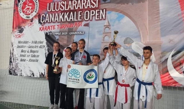 Nilüferli sporcular Karate Turnuvası’ndan ödülle döndü
