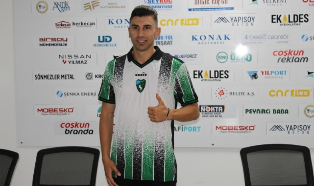 Onur Atasayar Kocaelispor’da