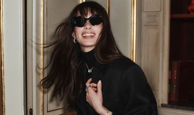 Oscar'lı oyuncu Anne Hathaway'den sonbahar trendleri