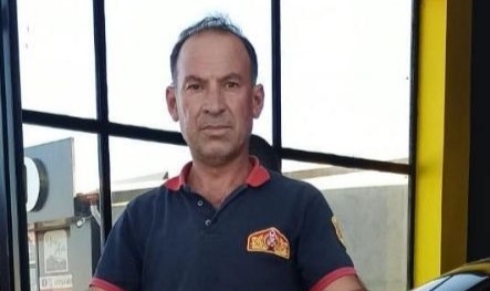 Otomobil galerisinde yılan paniği