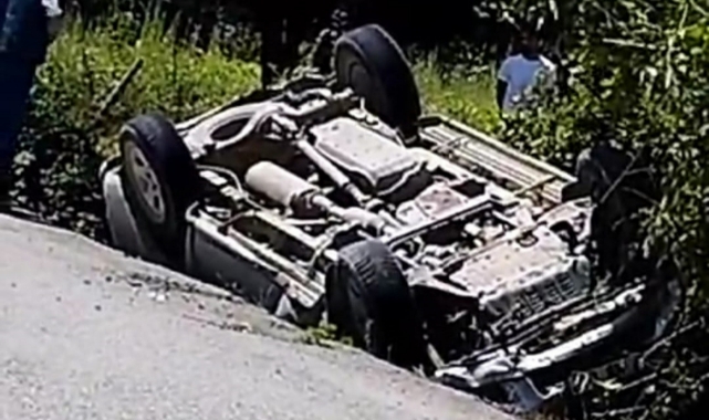 Otomobil takla atıp şarampole devrildi! 1 ölü, 3 yaralı