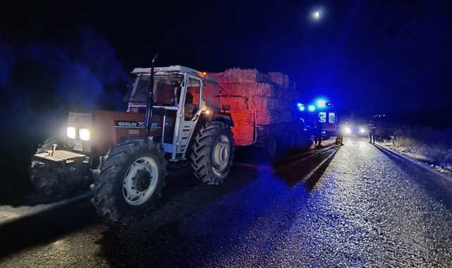 Otomobil TIR'a arkadan çarptı! 2 yaralı