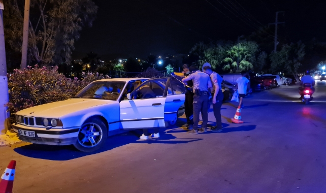 Otomobilinde cesetle karşılaşınca şoke oldu