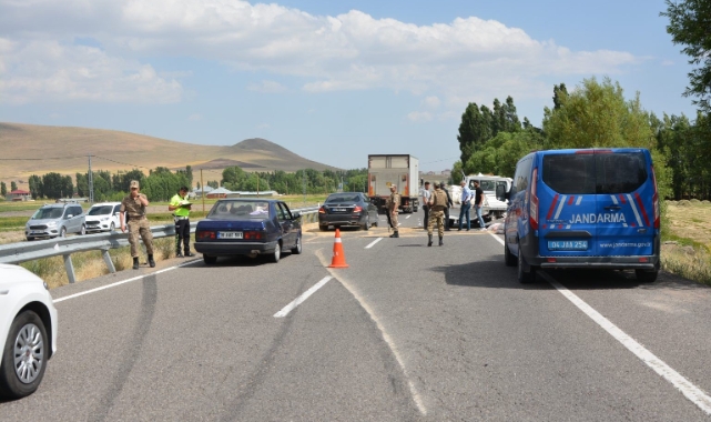 Patnos’ta trafik kazası: 2 yaralı