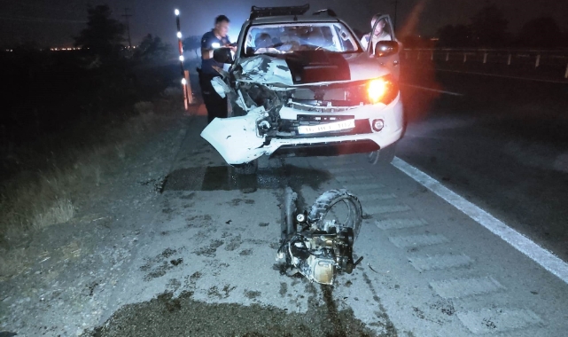 Pikabın çarptığı motosiklet sürücüsü can verdi!