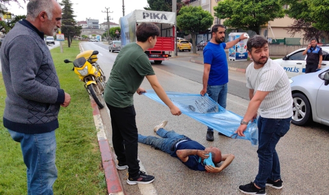 PTT memuru yaralandı, çevredekiler yardıma koştu