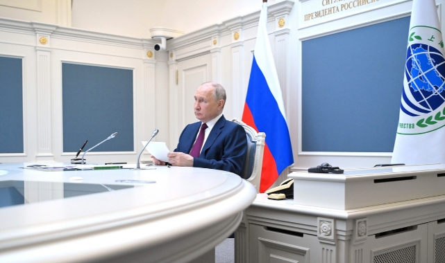 Putin: "Rus halkı kenetlenmiş durumda"