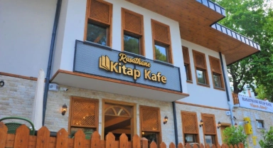 Rasathane Kitap Kafe hizmette