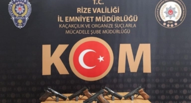 Rize'de ruhsatsız tabancalar ele geçirildi