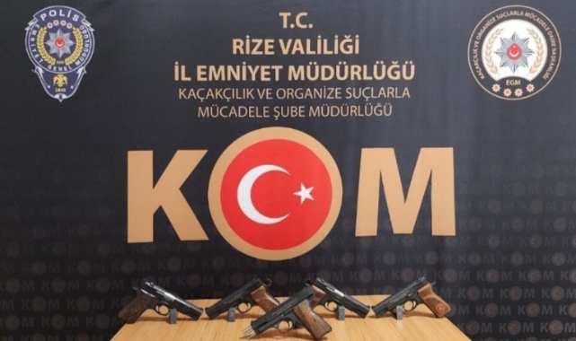 Rize'de ruhsatsız tabancalar ele geçirildi