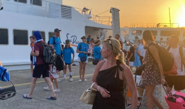 Rodos Adası’nda tahliyeler sürüyor
