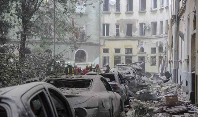 Rus füzesi Lviv'deki apartmana isabet etti