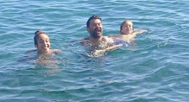 Şakrak'tan boşanma sonrası ilk paylaşım