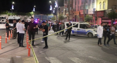 Şanlıurfa'da akraba kavgası: 1’i polis 3 yaralı
