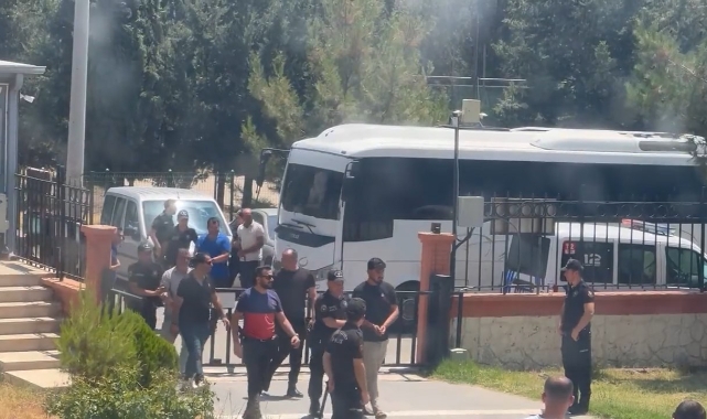 Şanlıurfa’da yol kapatan 17 çiftçi adliyeye sevk edildi