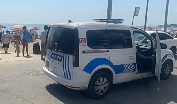 Serinlemek için girdiği denizde canından oldu!