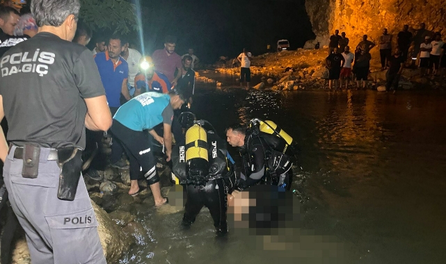 Serinlemek için suya giren genç boğuldu