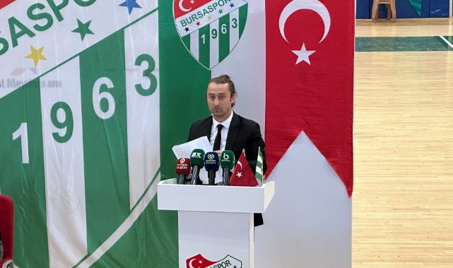 Sezer Sezgin: "Çok fazla geçmişte takılmamız lazım"