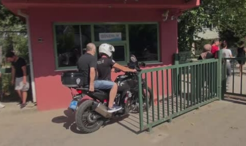 Sınava geç kalan adayı yunus polisi yetiştirdi