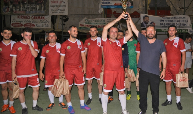 Sındırgı'da şampiyon Orman İşletme oldu